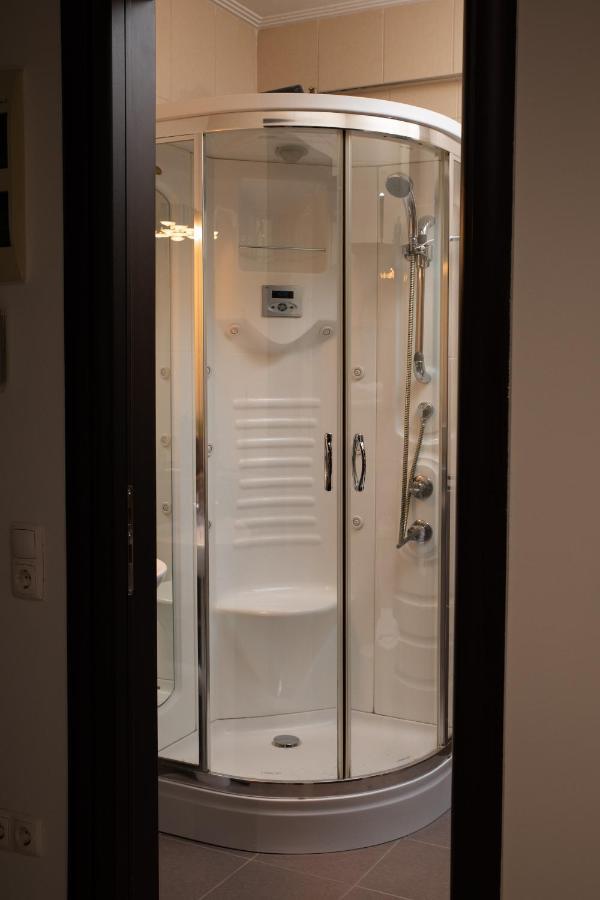 Nobel: Premium Two-Room Apartment In Bucharest'S City Center! Bagian luar foto