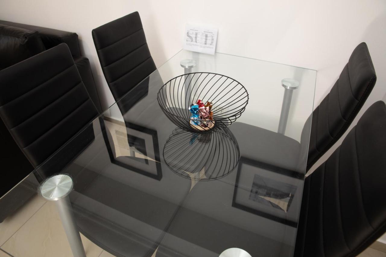Nobel: Premium Two-Room Apartment In Bucharest'S City Center! Bagian luar foto